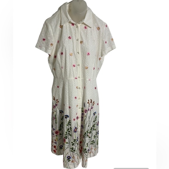 Tahari White Embroidered Floral Button Front Eyelet Pocket Short Sleeve dress - Picture 3 of 11